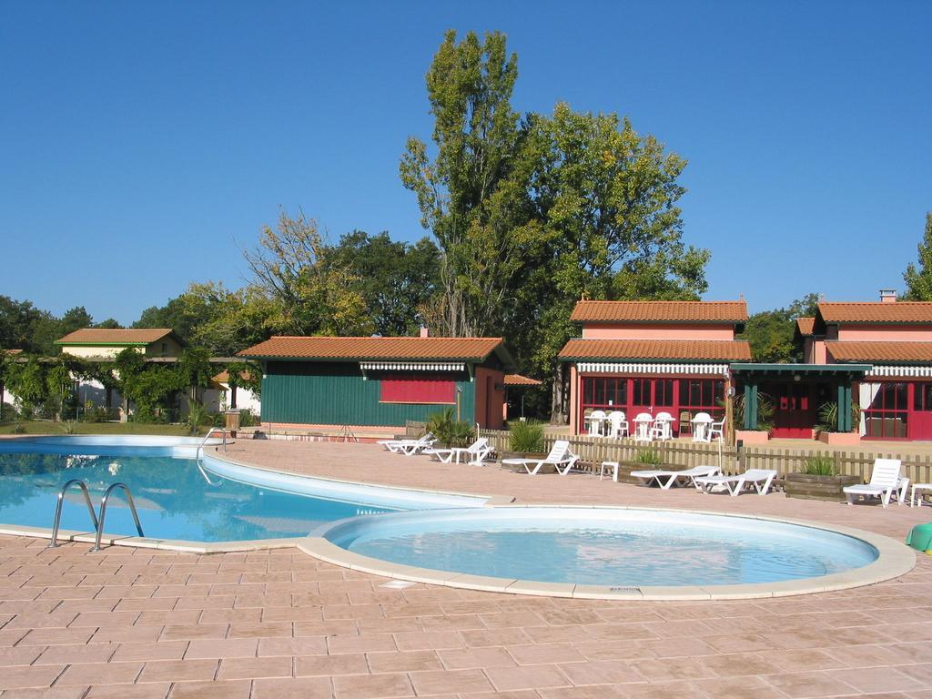Residence Nemea Les Rives De Saint Brice Ares Eksteriør bilde