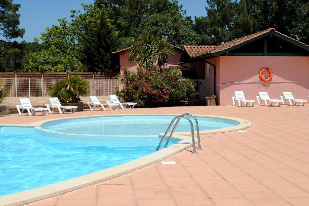 Residence Nemea Les Rives De Saint Brice Ares Eksteriør bilde